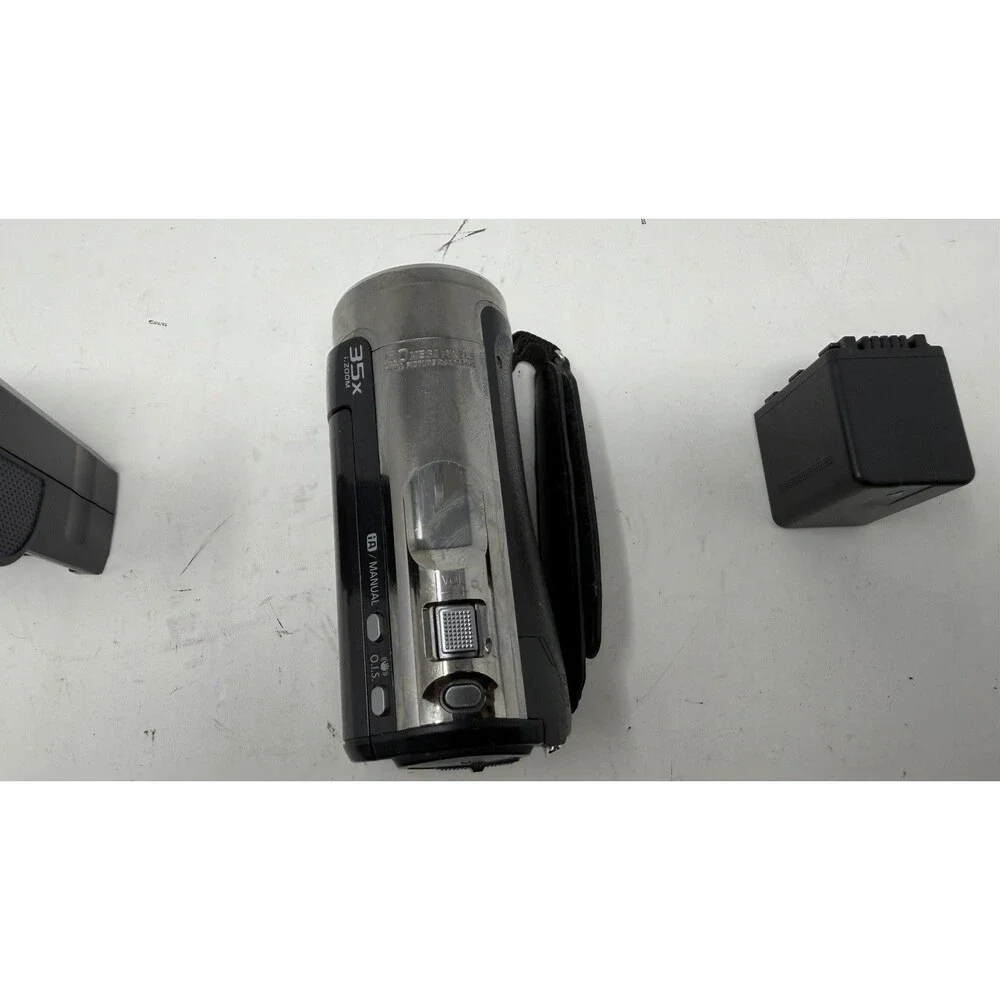 Panasonic HDC-TM60 HD Camcorder 16GB w/Battery and Charger – Tested